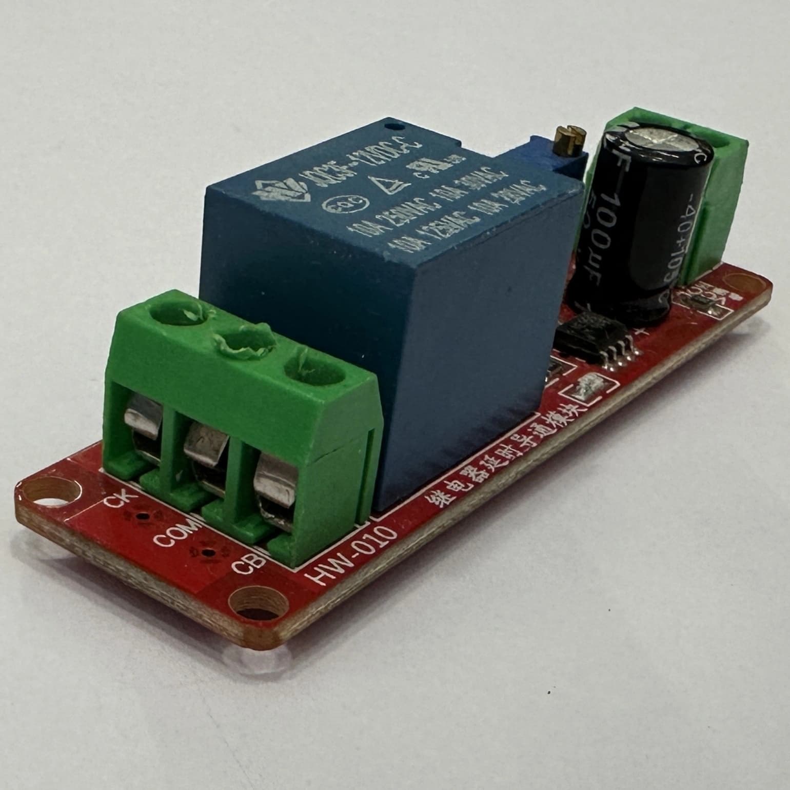 ماژول تایمر رله دار 12 ولتی آنالوگ با آی سی NE555 – مدل HW-010-12VDC