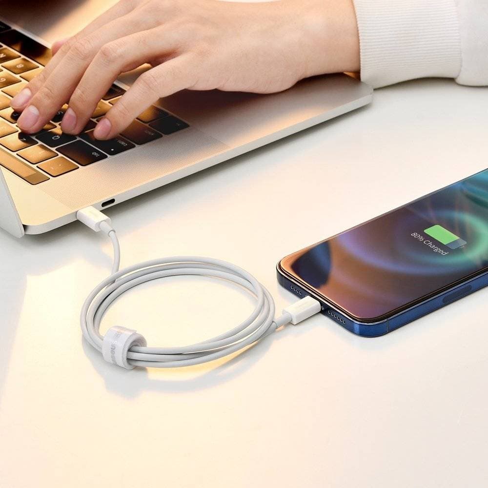 کابل شارژ سریع و انتقال داده لایتنینگ بیسوس رنگ سفید مدل USB to iP 2.4A 1m — تصویر ۵
