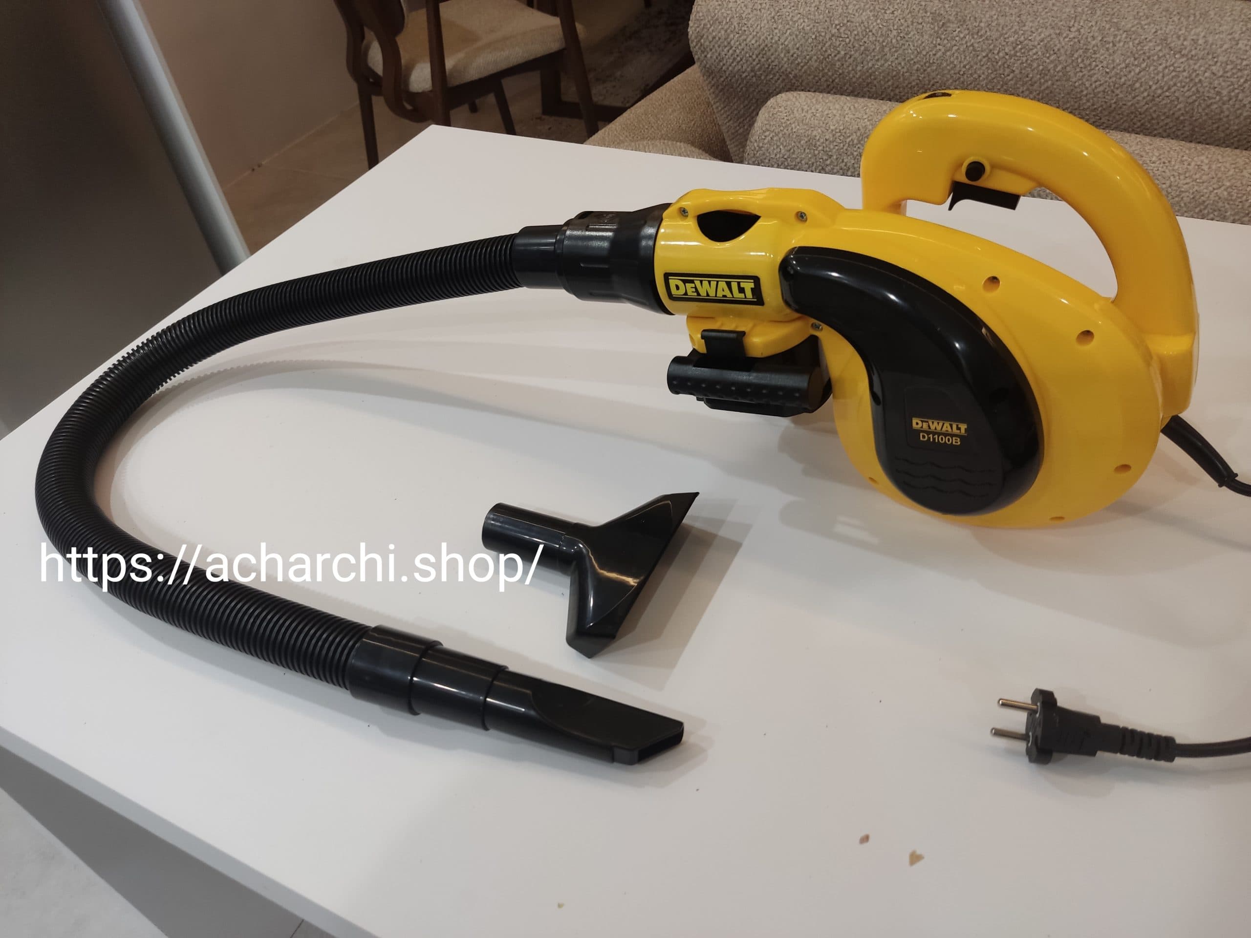 بلوور دیوالت دمنده و مکنده +جارو +خزان روب پر قدرت همراه با کیف حمل ، لوله خرطومی و سری متعدد مدلD1100B — تصویر ۸