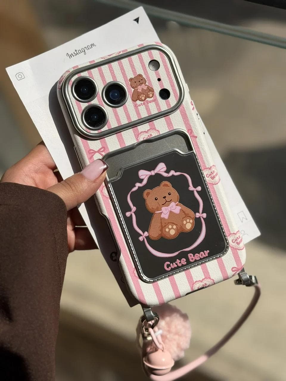 قاب خرس 🧸 جاکارتی آینه ای با آویز (کدC2312) مناسب برای iPhone 16Pro — تصویر ۸