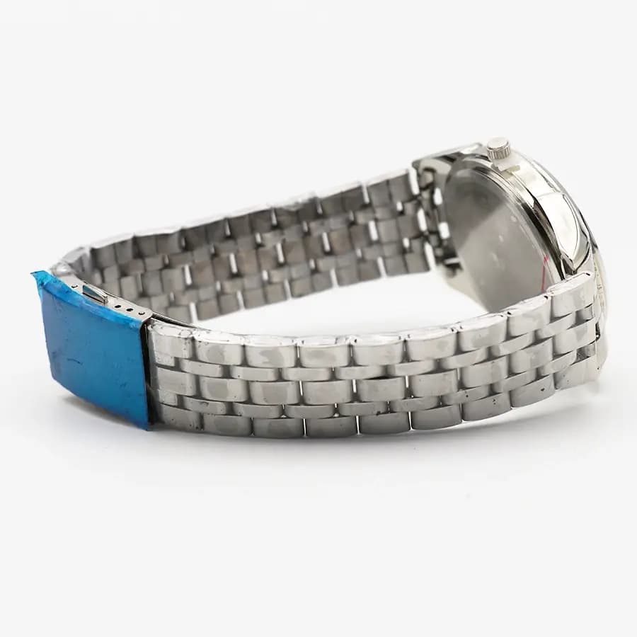 ساعت مردانه TISSOT نقره‌ای، صفحه نقره‌ای روشن، بند فلزی نقره‌ای، قاب گرد، نمایش تاریخ، موتور کوارتز، قفل تاشو مدل 1853 — تصویر ۷