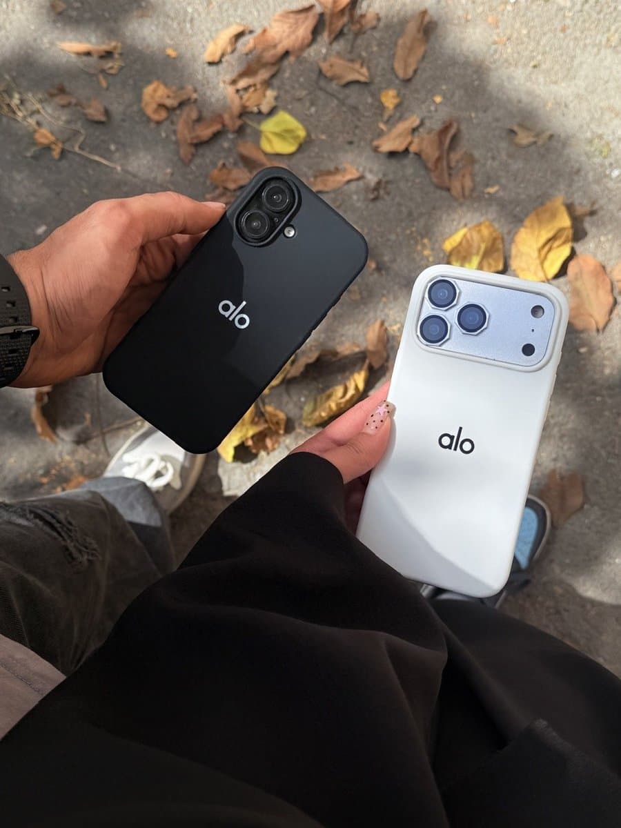 قاب alo سیلیکونی (کدC2144) مناسب برای iPhone 16 — تصویر ۵