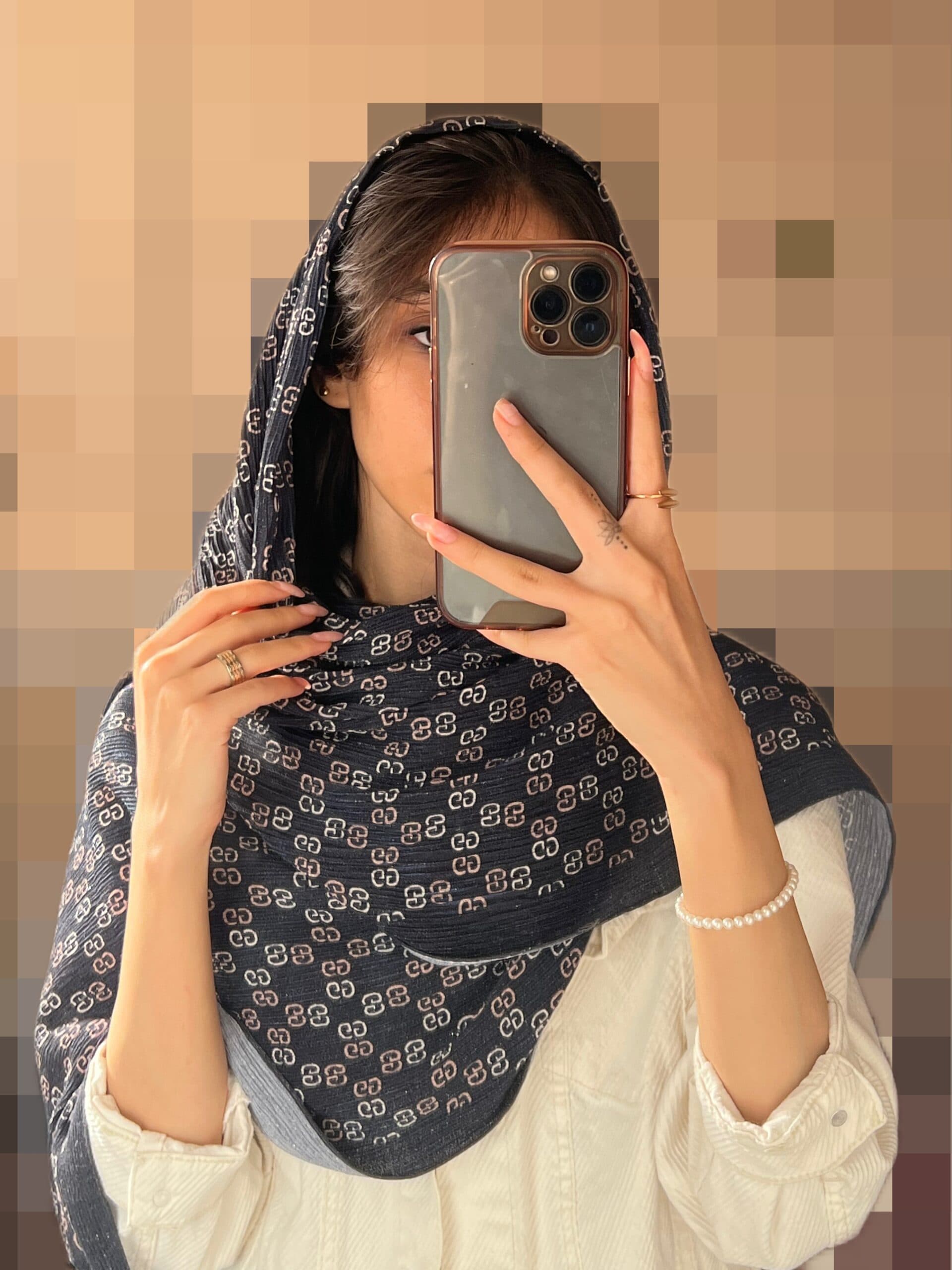 شال پلیسه گوچی — تصویر ۲