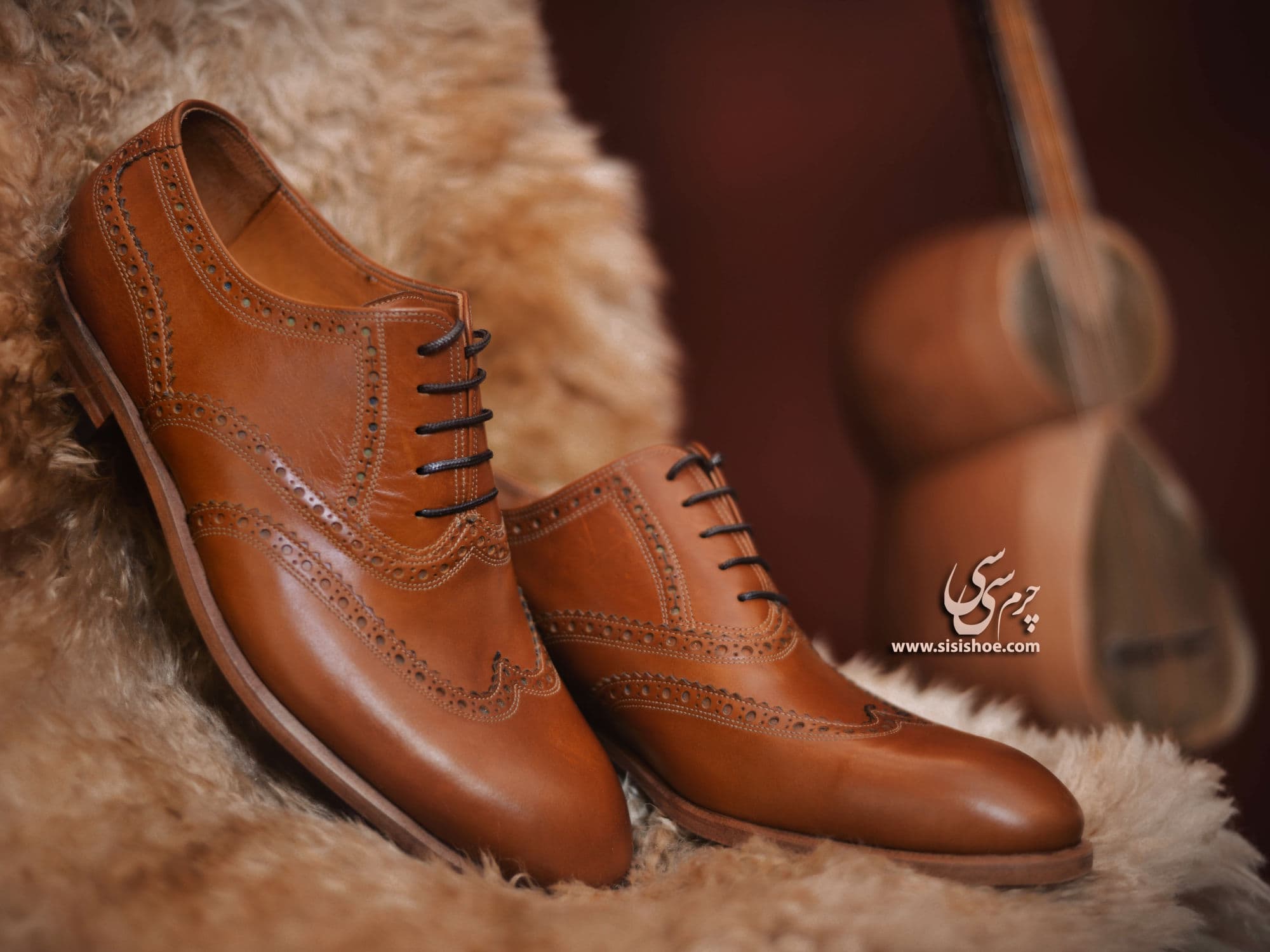 کفش دستدوز چرم مدل دلفا — تصویر ۴