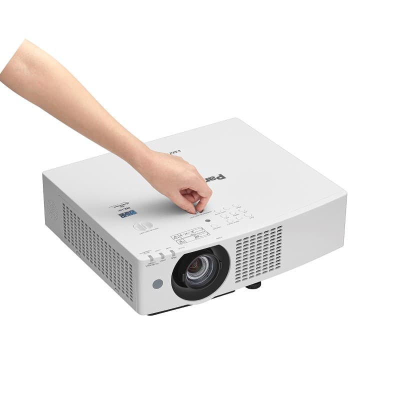 پروژکتور پاناسونیک مدل Panasonic PT-VMZ51S — تصویر ۴