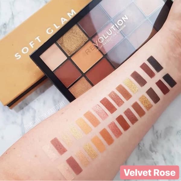پالت سایه چشم رولوشن مدل ولوت رز Velvet Rose (رز مخملی) — تصویر ۳