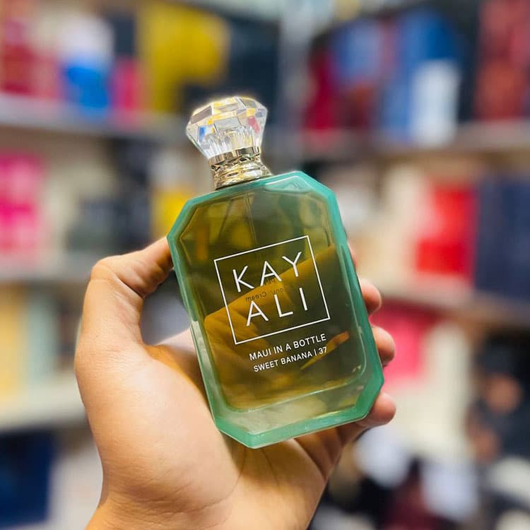 ادو پرفیوم زنانه اماراتی Kayali Maui in a Bottle Sweet Banana 37 حجم 100 میلی لیتر — تصویر ۳