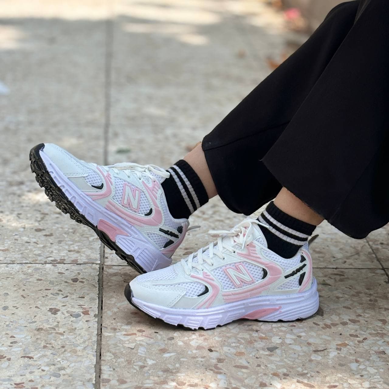 کتونی نیوبالانس 530 زنانه سفید صورتی New Balance کد 245