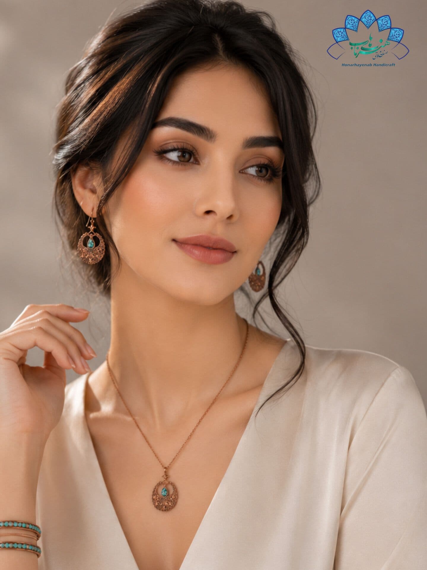 ست گردنبند و گوشواره مسی مدل خاتون -689