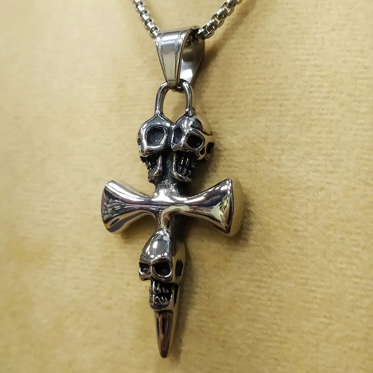 گردنبند استیل صلیب اسکلت | گردنبند گوتیک Skull Cross با استایل دارک و فشن خاص — تصویر ۳