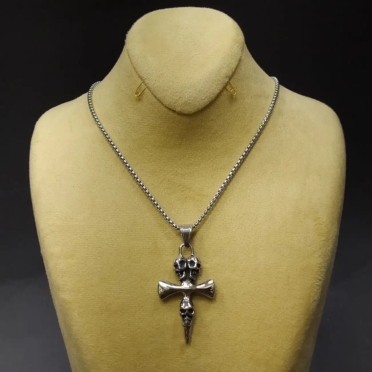 گردنبند استیل صلیب اسکلت | گردنبند گوتیک Skull Cross با استایل دارک و فشن خاص