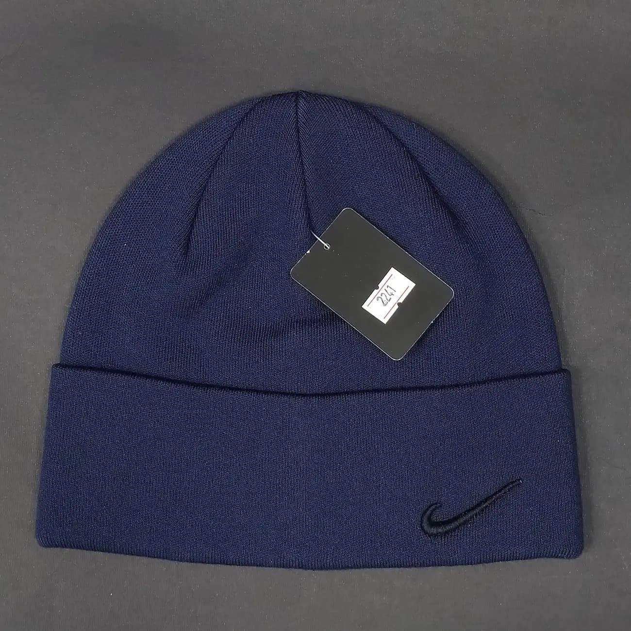کلاه بافت NIKE نخ پنبه کد 2241 | کلاه زمستانی اسپرت و شیک با طراحی مینیمال — تصویر ۵