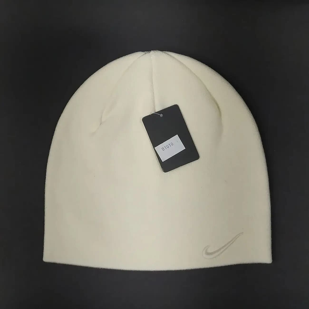 کلاه بافت بدون لبه Nike کد 1010 | کلاه اسپرت مینیمال و شیک مناسب استایل روزمره و ورزشی — تصویر ۳