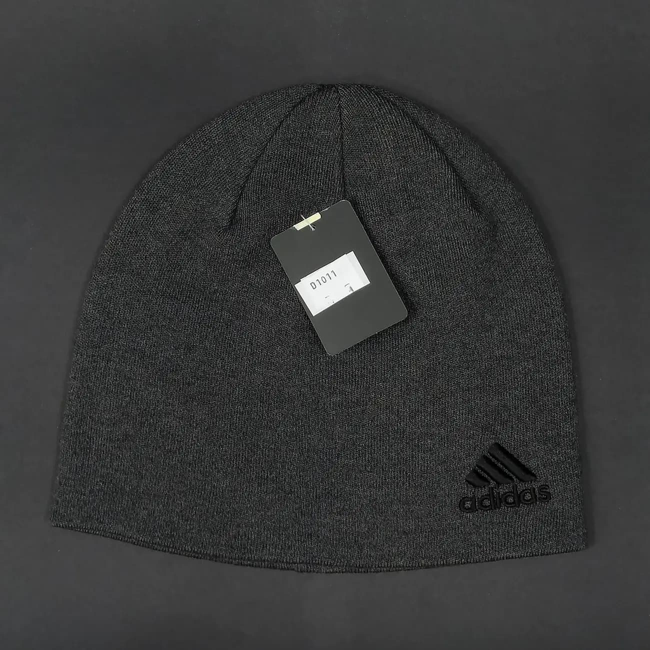 کلاه بافت بدون لبه Adidas کد 1011 | کلاه اسپرت مینیمال و ترند مناسب استایل ورزشی و روزمره — تصویر ۶