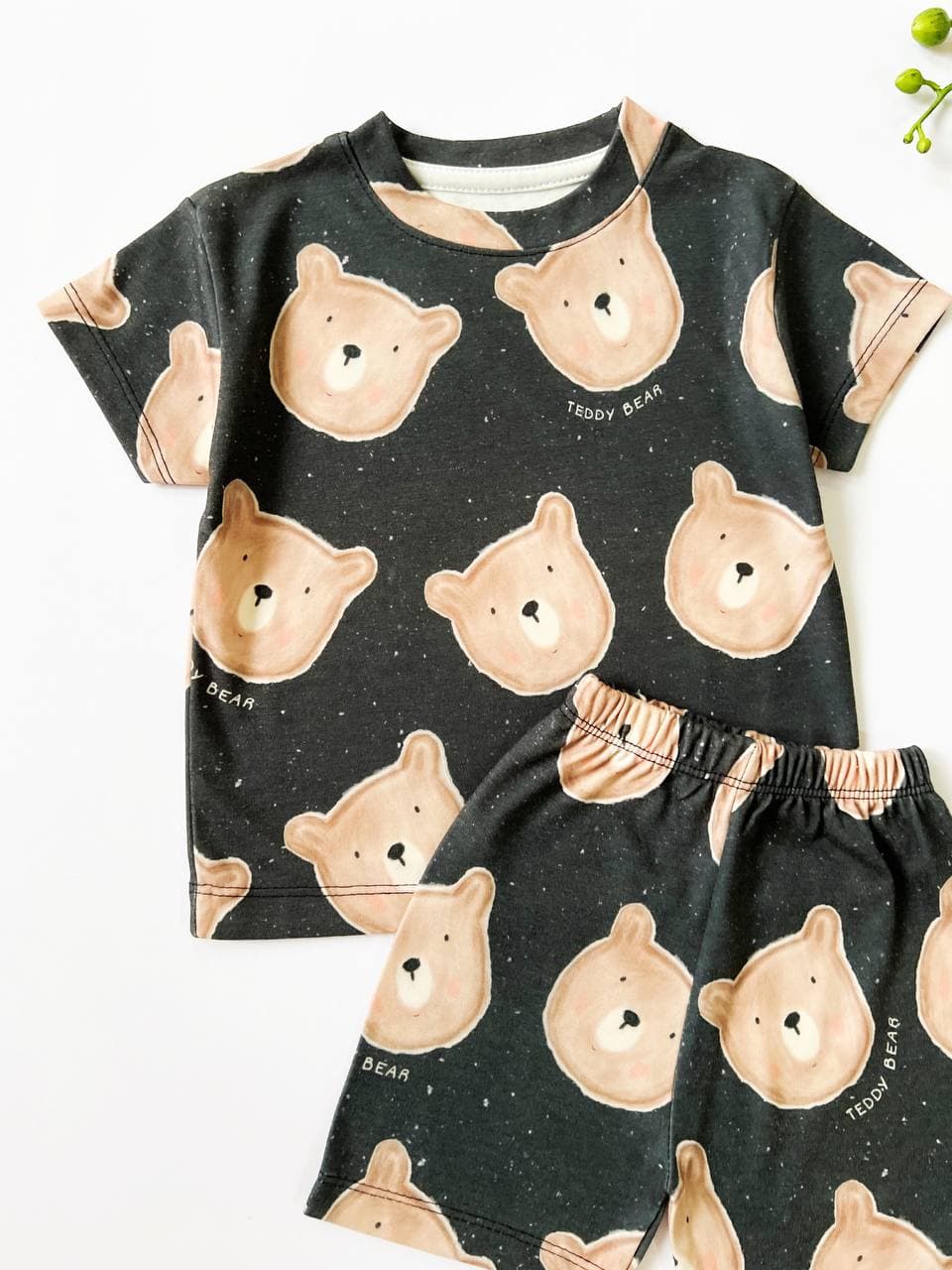 تیشرت و شلوارک بهاره — تصویر ۴