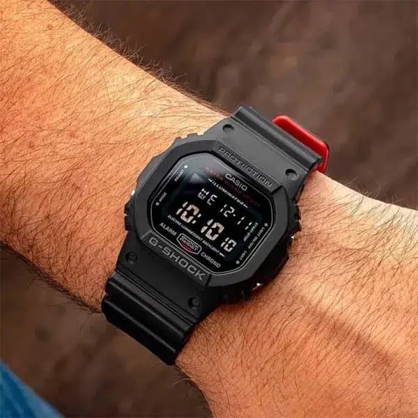 ساعت مچی مردانه کاسیو (CASIO) جی شاک مدل DW-5600UHR-1D — تصویر ۳