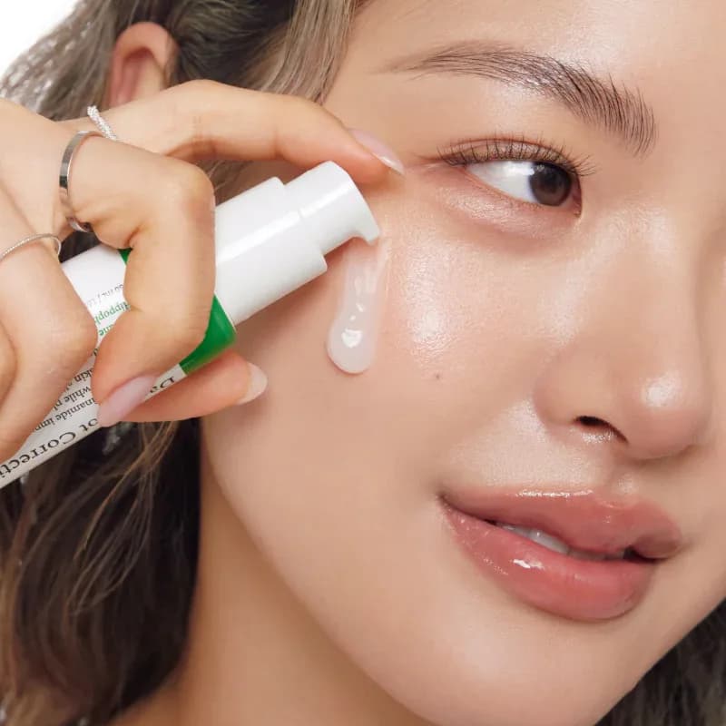 سرم ضد لک اکسیس وای مدل Dark Spot Correcting Glow اصل 50 میل — تصویر ۴
