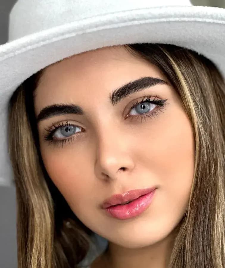 لنز طوسی آبی کارنلین برند یونیک — تصویر ۳