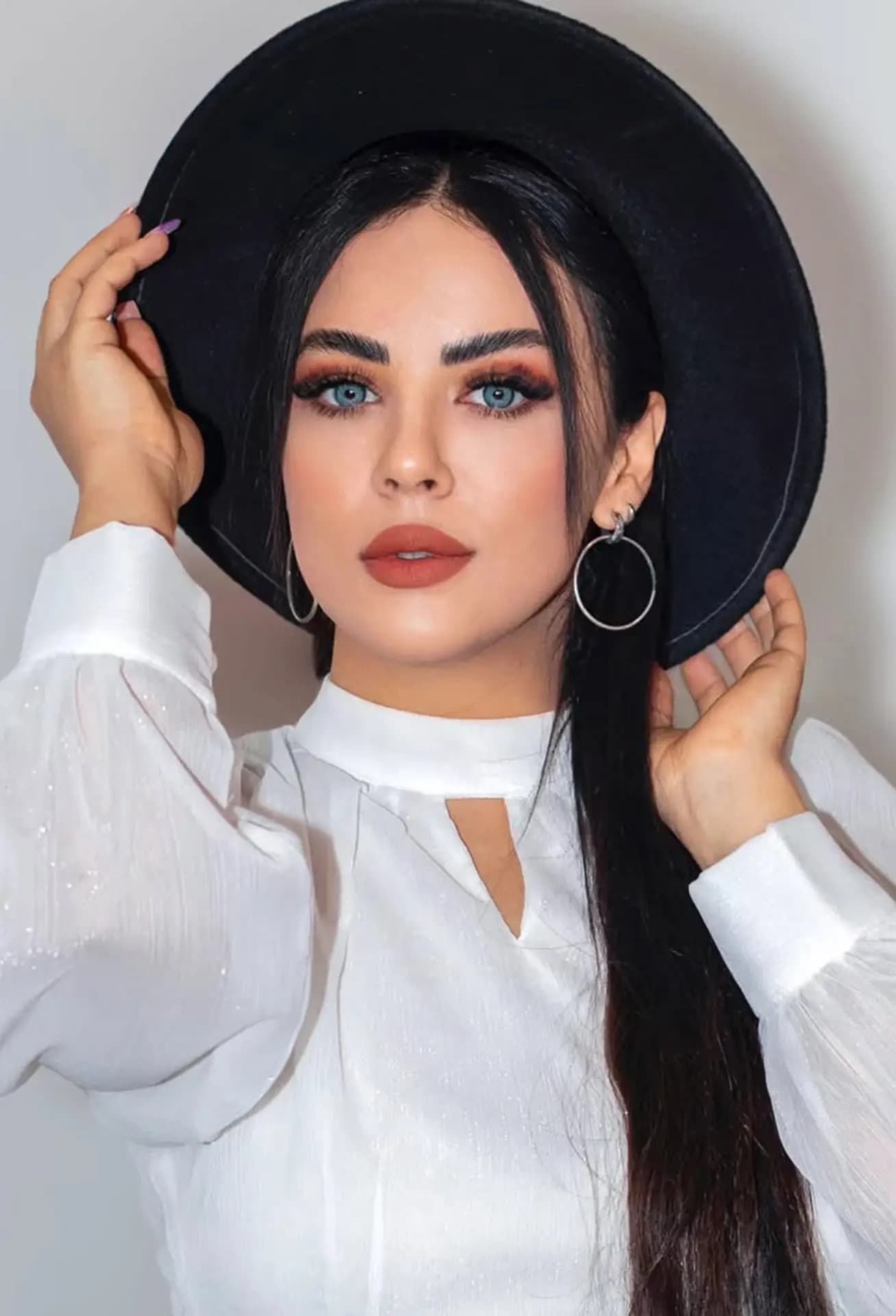 لنز آبی لومییر بلو برند دهب