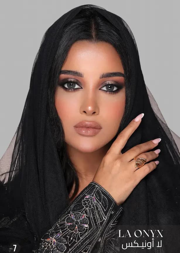 لنز لااونیکس سری لیمیت(ابی دور دار)