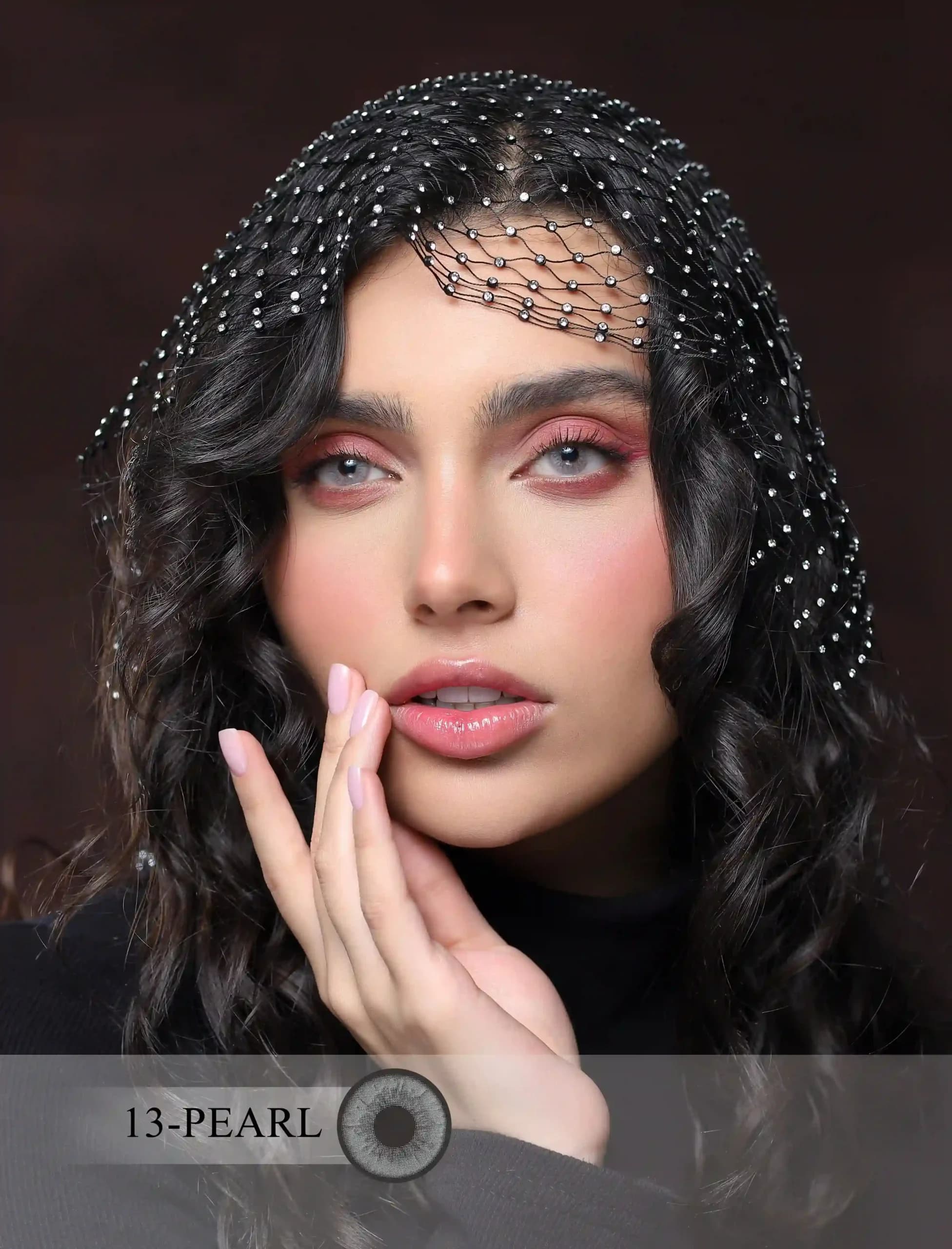 لنز رنگی پرل(طوسی شیشه ای طبیعی دور محو)