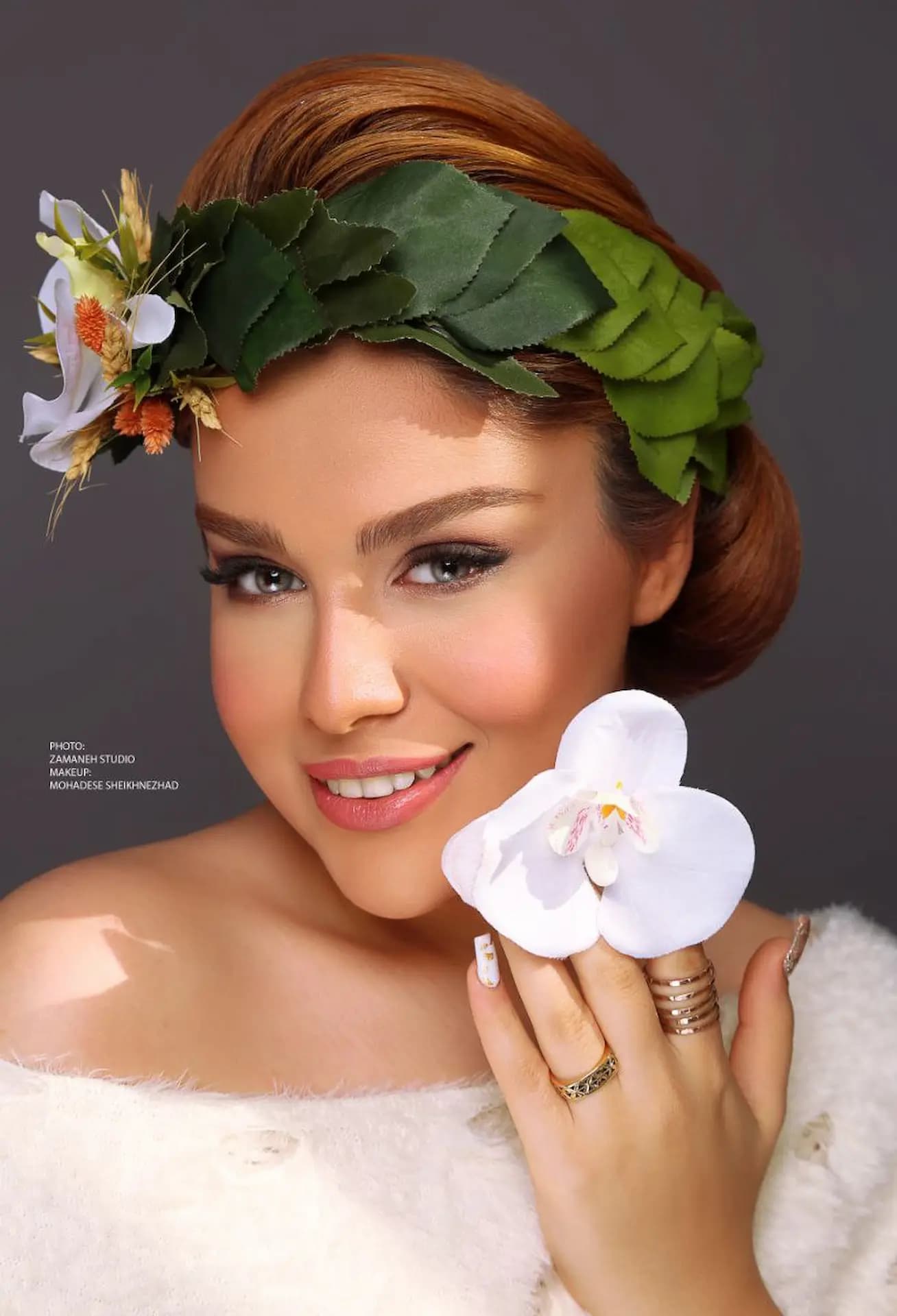 لنز گری(طوسی سبز ملیح بدون دور)