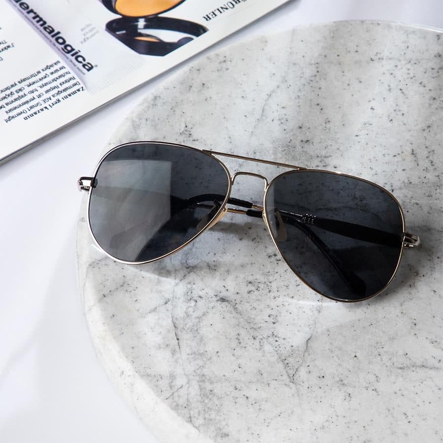 عینک آفتابی Rayban_black مدل 2039 — تصویر ۳