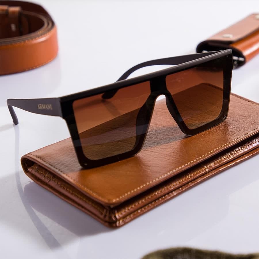 عینک آفتابی Armani مدل 1982 — تصویر ۲