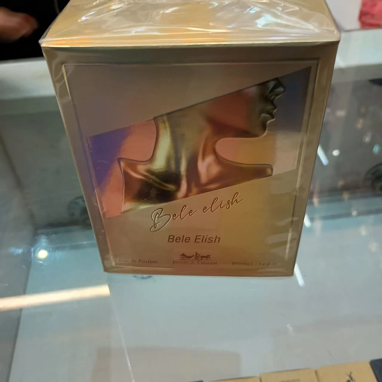 ادکلن بیلی آیلیش طلایی 100 میل از برند جسیکا تواین — تصویر ۳