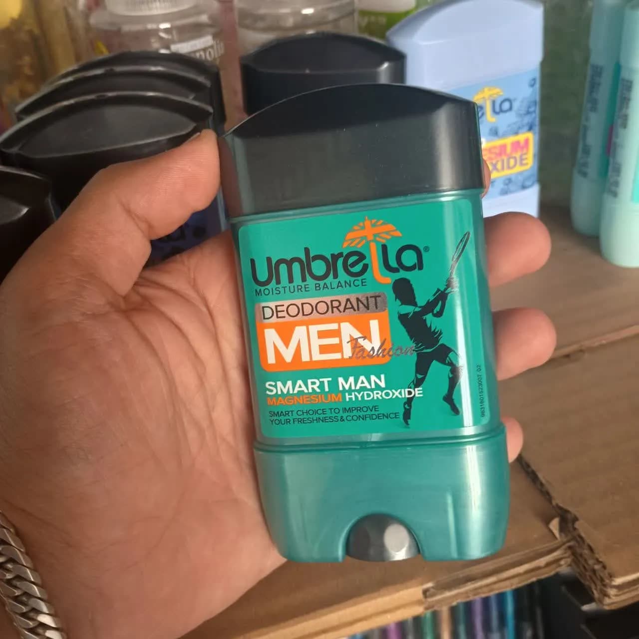 مام آمبرلا Smart Man مدل سبز مردانه | بررسی رایحه و ویژگی‌های محصول