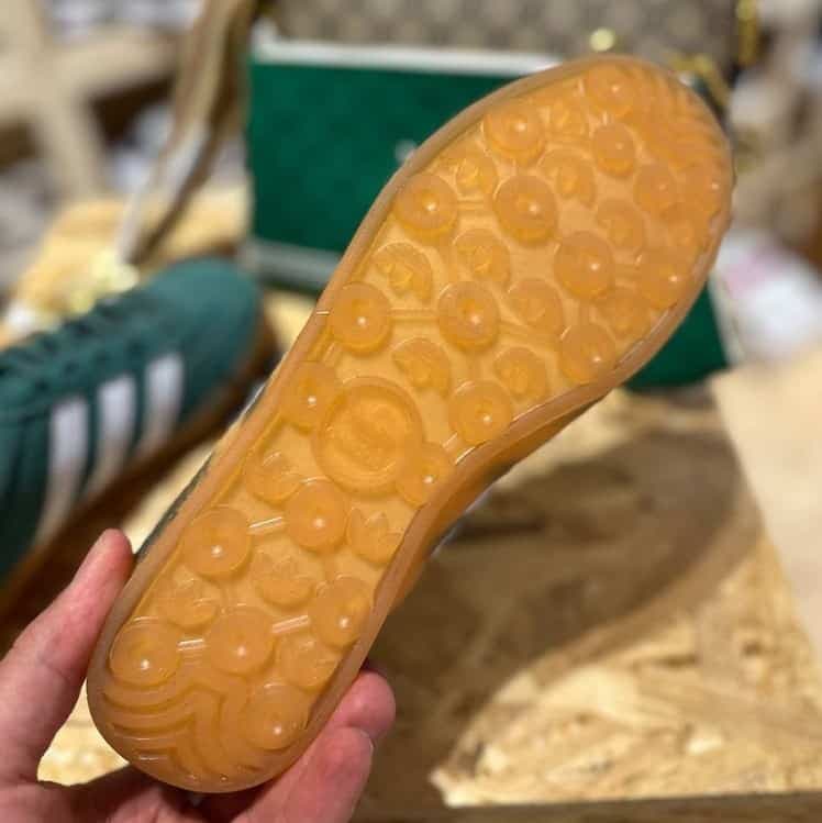 کفش آدیداس زنانه مدل gazelle سبز — تصویر ۳