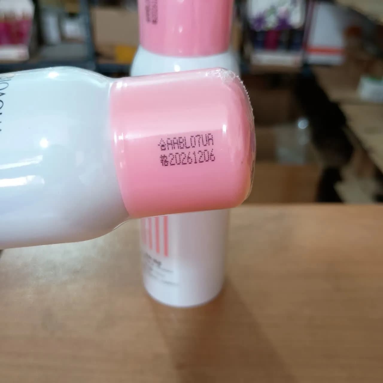 اسپری ضدآفتاب بیوآکوا بدون رنگ با spf30 — تصویر ۲