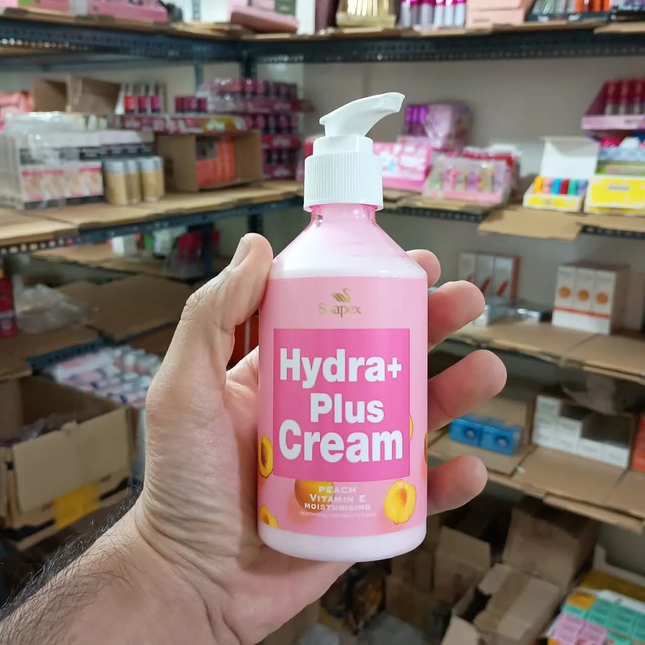 آبرسان پمپی سوپکس 250 میل | کرم آبرسان Soapex Hydra Plus با رایحه‌های متنوع