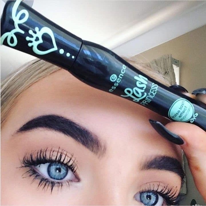 ریمل حجم دهند لش پرنسس سبز اسنس Lash Princess — تصویر ۳