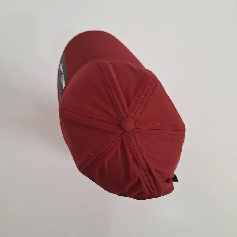 کلاه ورزشی شمعی نایک زرشکی DRI-FIT — تصویر ۴