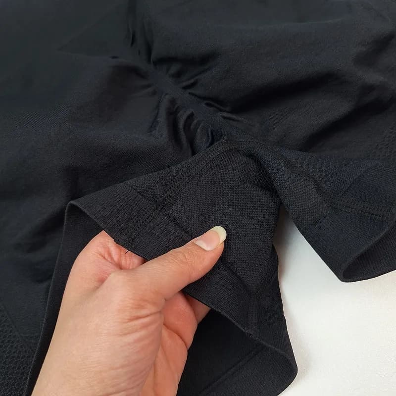 شورتک پشت چین دار اورجینال سیملس مشکی SH561 — تصویر ۸