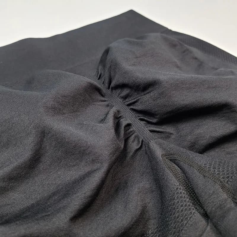 شورتک پشت چین دار اورجینال سیملس مشکی SH561 — تصویر ۶