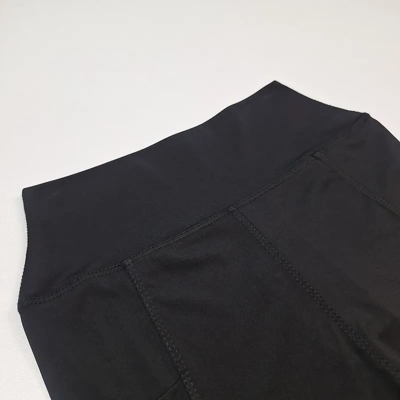 شورتک ورزشی زنانه جیب دار نایک SH31 — تصویر ۸