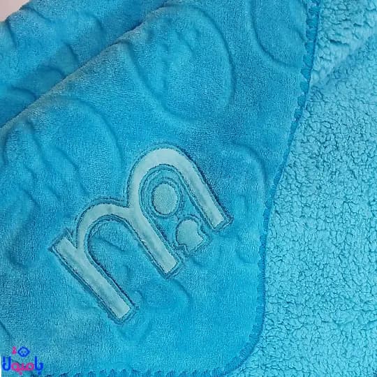 پتو دورپیچ کلاهدار نوزاد آبی مادرکر 77*80سانتیمتر — تصویر ۴