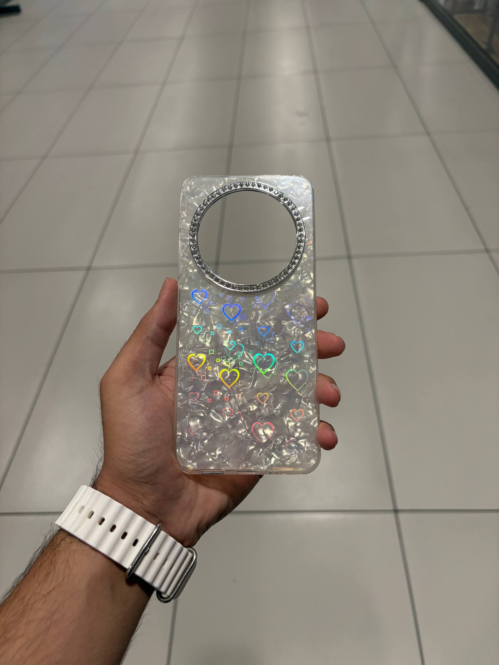 قاب گوشی نگین‌ دار — تصویر ۳