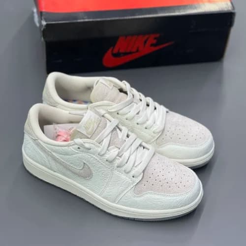 کفش کتونی زنانه و مردانه نایک ایر جردن 1 کریس پاول Nike Air Jordan 1 Low Chris Paul — تصویر ۷