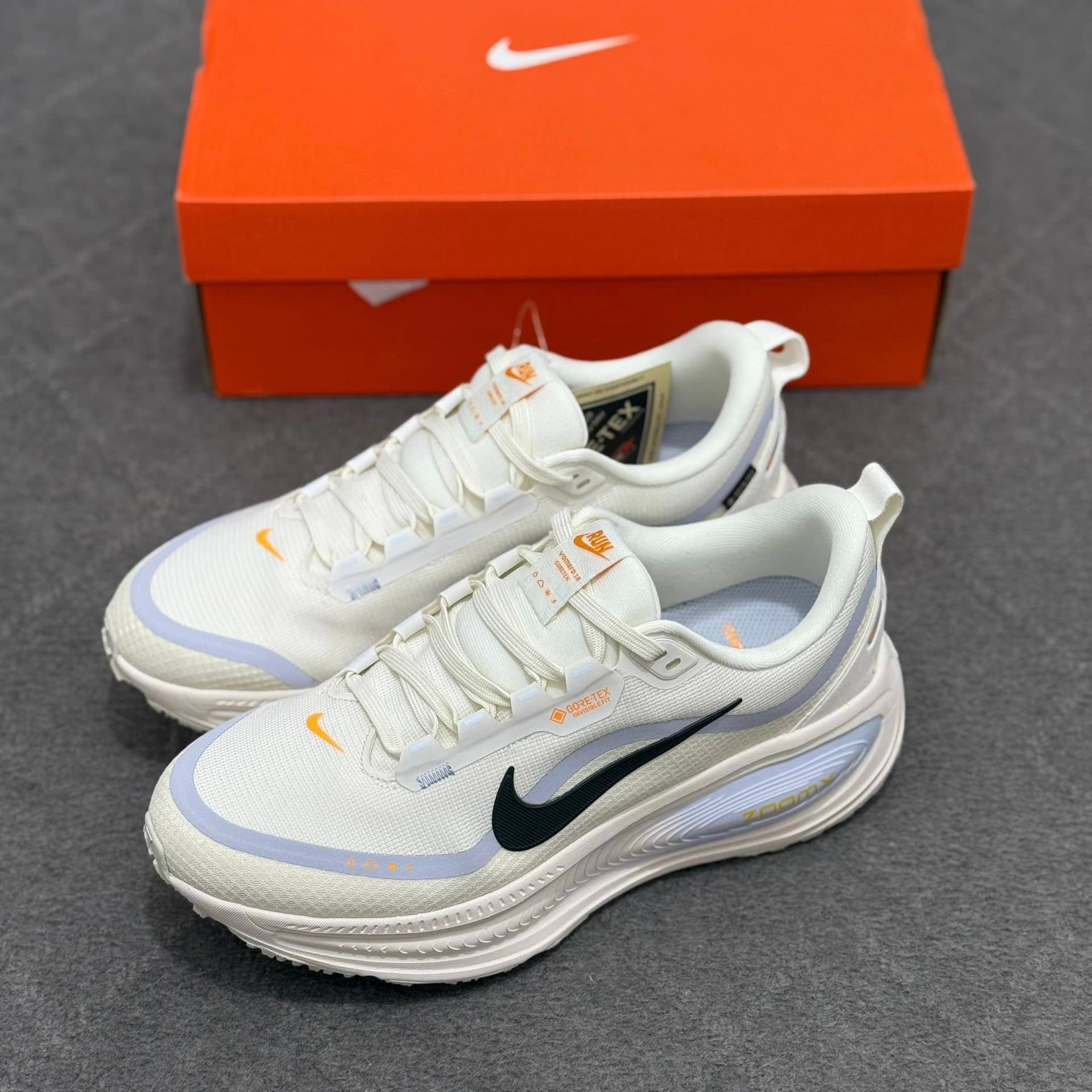 کفش کتونی مردانه نایک ومرو ایر زوم گورتکس ضدآب جی تی ایکس Nike Air Zoom Running Vomero 18 GTX — تصویر ۵