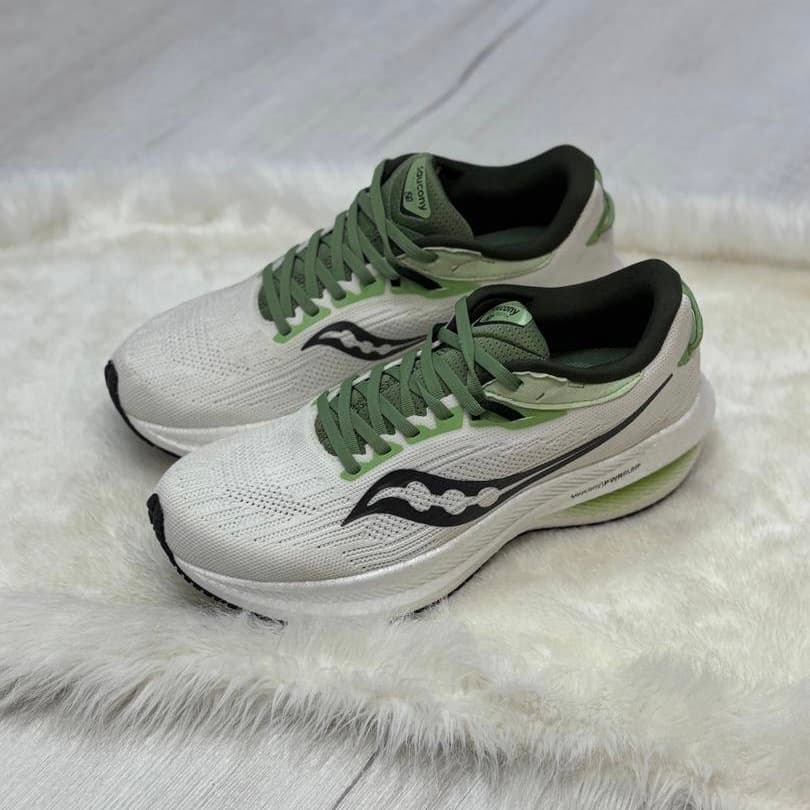 کفش کتونی مردانه ساکونی تریومف Saucony Triumph 21 — تصویر ۵