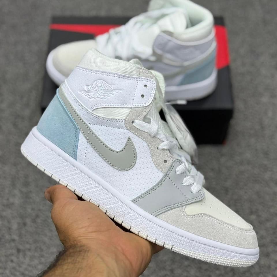 کفش کتونی نایک ایر جردن 1 پاریس ساقدار NIKE AIR JORDAN 1 PARIS MID GREY — تصویر ۳