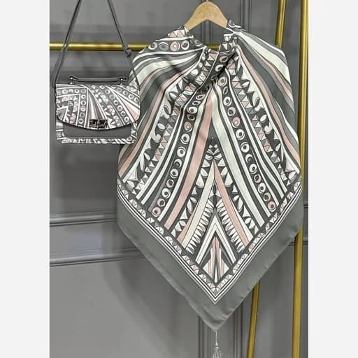 ست کیف و روسری (شال) طرح ریما طوسی روسری نخی قواره 130