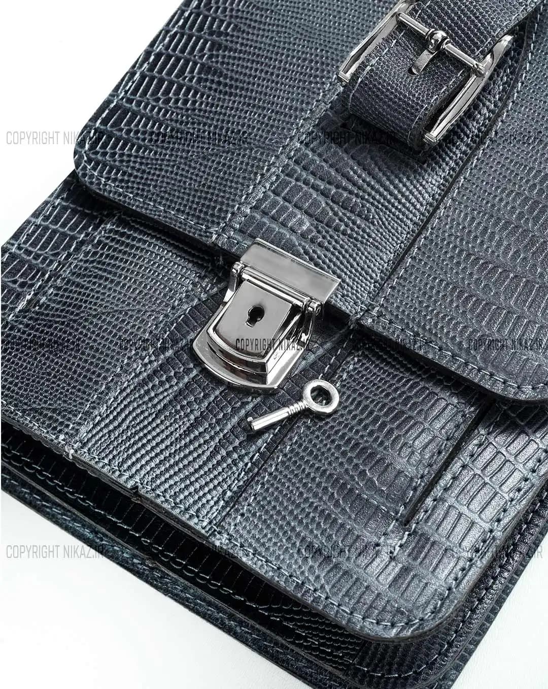کیف دوشی مردانه چرم طبیعی مدل هیوا کد 2571 — تصویر ۵