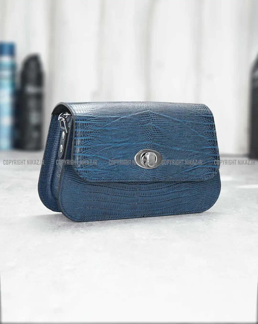 کیف دوشی زنانه چرم طبیعی مدل لیان کد 2529 — تصویر ۲