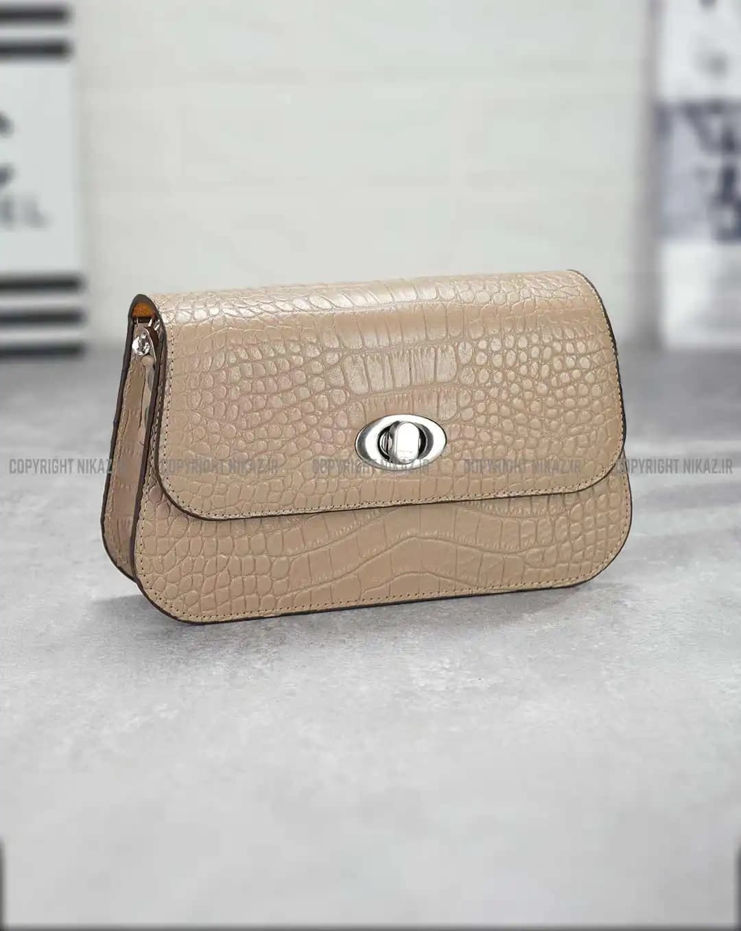 کیف دوشی زنانه چرم طبیعی مدل لیان کد 2528 — تصویر ۲
