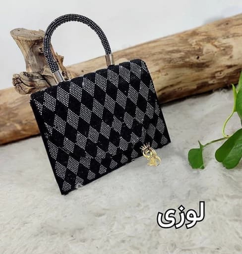 کیف مجلسی زنانه نگارین چرم صنعتی نگینی با بند دوشی (نیاز به ویرایش)