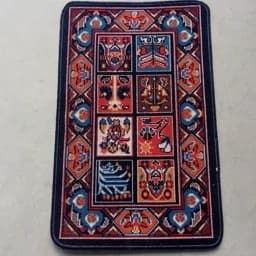 گلیم ماشینی کاشان طرح خشتی سرمه ای پادری (80در50) — تصویر ۲